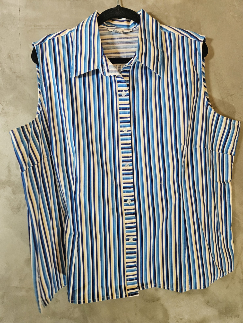 Ninety Woman Size 2X Plus Blue White Tan Striped Woven Collared Sleeveless Top